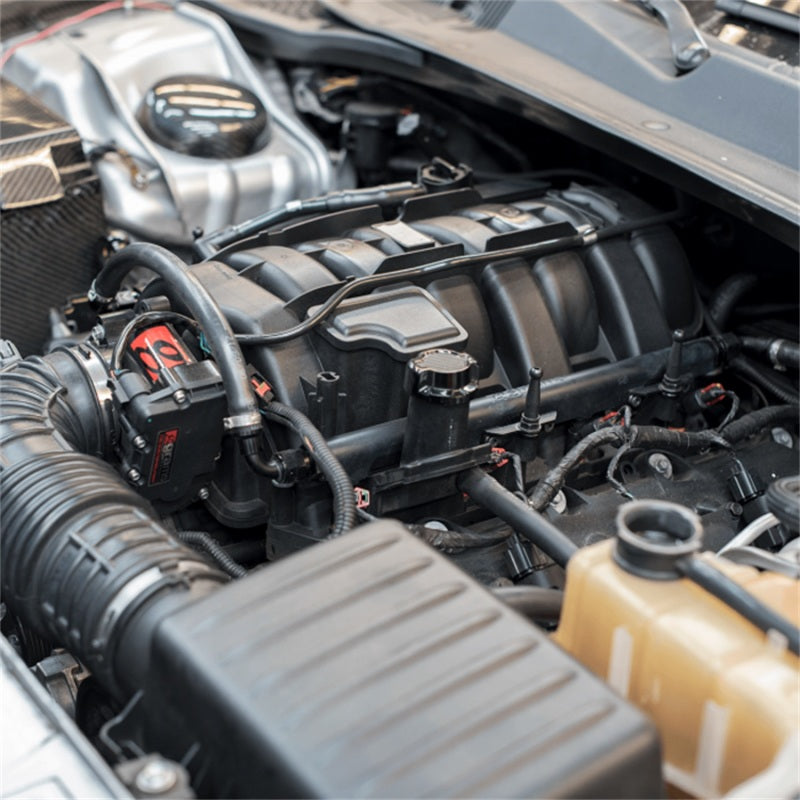 Grams Performance 05-18 Dodge Hemi 5.7L/6.1L/6.2L/6.4L Fuel Rail - Black G50-03-1015 G50-03-1015 Photo - Mounted