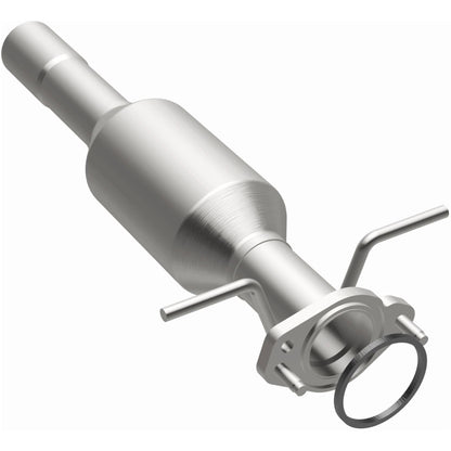MagnaFlow Ford Focus OEM Grade Federal / EPA Compliant Direct-Fit Catalytic Converter 49196 Photo - out of package