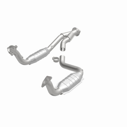 MagnaFlow Chevrolet SSR HM Grade Federal / EPA Compliant Direct-Fit Catalytic Converter 93380 360 Degree Image Set