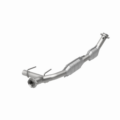 MagnaFlow Ford Expedition OEM Grade Federal / EPA Compliant Direct-Fit Catalytic Converter 49607 360 Degree Image Set