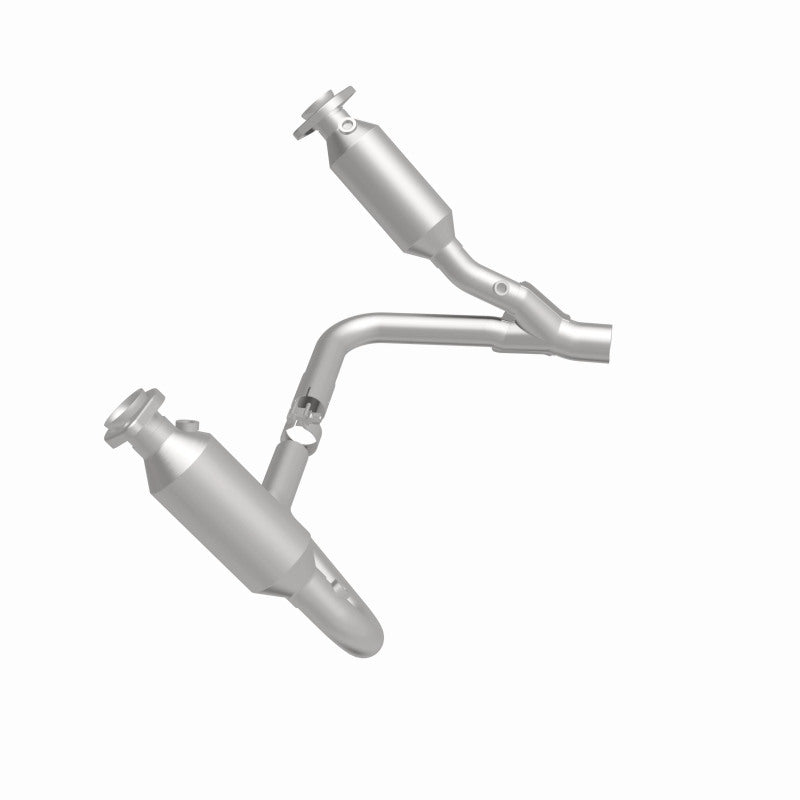 MagnaFlow Dodge Durango California Grade CARB Compliant Direct-Fit Catalytic Converter 4551832 360 Degree Image Set