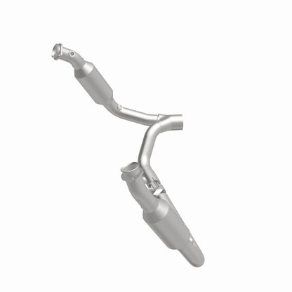 Magnaflow 2006 Dodge Ram 1500 5.7L Direct Fit Catalytic Converter 4651711 4651711 360 Degree Image Set