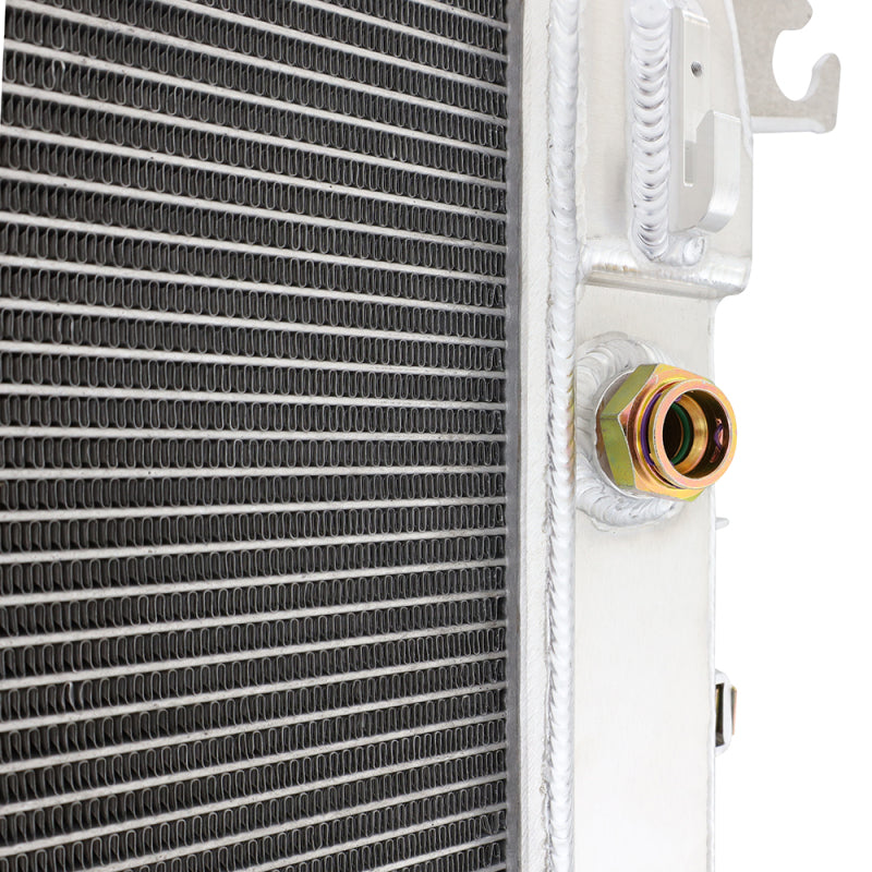 Mishimoto 17-19 Chevrolet/GMC 6.6 L5p Duramax Radiator MMRAD-DMAX-17 MMRAD-DMAX-17 User 5