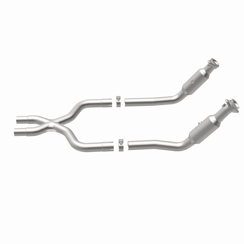 MagnaFlow Ford Mustang California Grade CARB Compliant Direct-Fit Catalytic Converter 5561977 360 Degree Image Set