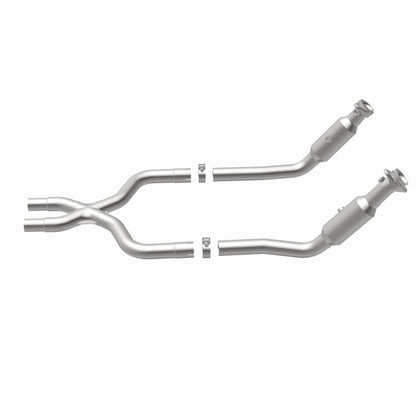 MagnaFlow Ford Mustang California Grade CARB Compliant Direct-Fit Catalytic Converter 5561977 360 Degree Image Set