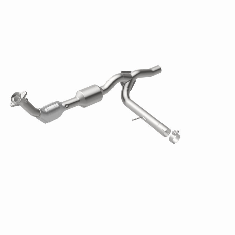 MagnaFlow Ford F-150 OEM Grade Federal / EPA Compliant Direct-Fit Catalytic Converter 52450 360 Degree Image Set