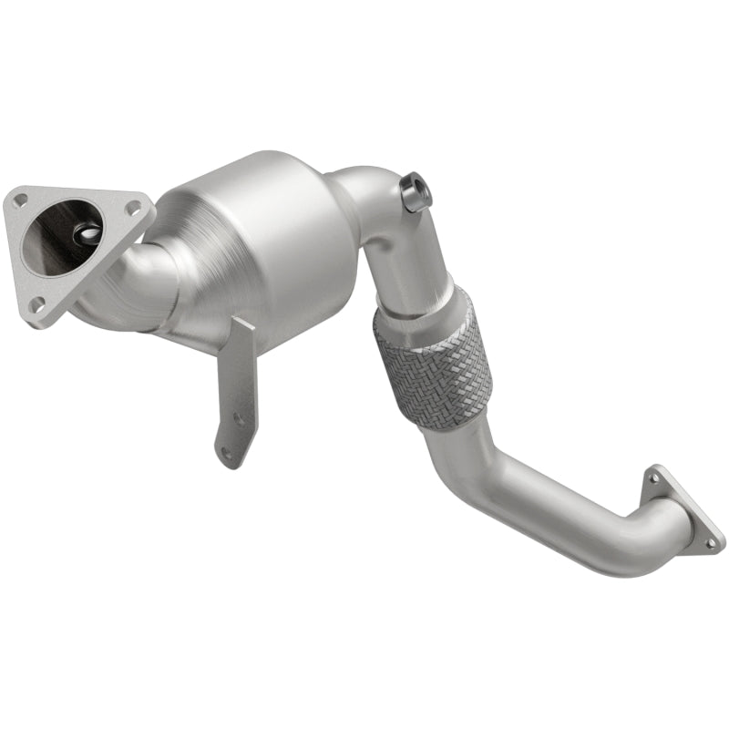MagnaFlow OEM Grade Federal / EPA Compliant Direct-Fit Catalytic Converter 52585 Photo - Primary