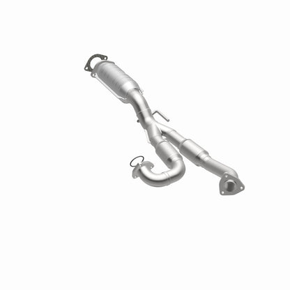 MagnaFlow Nissan Altima OEM Grade Federal / EPA Compliant Direct-Fit Catalytic Converter 49568 360 Degree Image Set