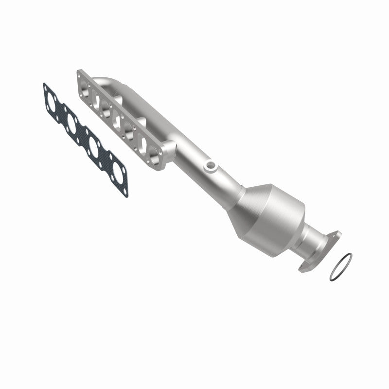 MagnaFlow Infiniti OEM Grade Federal / EPA Compliant Manifold Catalytic Converter 52425 360 Degree Image Set
