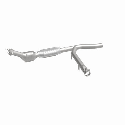 MagnaFlow Ford F-150 HM Grade Federal / EPA Compliant Direct-Fit Catalytic Converter 23317 360 Degree Image Set