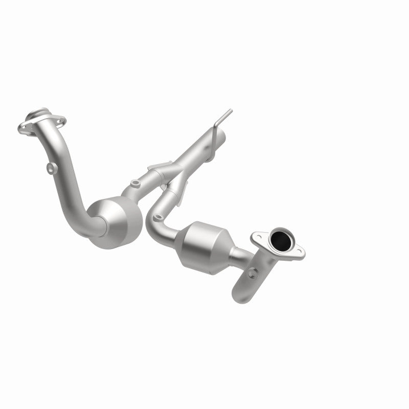 MagnaFlow Jeep Grand Cherokee HM Grade Federal / EPA Compliant Direct-Fit Catalytic Converter 23067 360 Degree Image Set