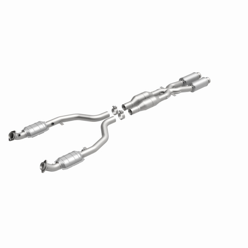 MagnaFlow BMW M3 California Grade CARB Compliant Direct-Fit Catalytic Converter 5411031 360 Degree Image Set