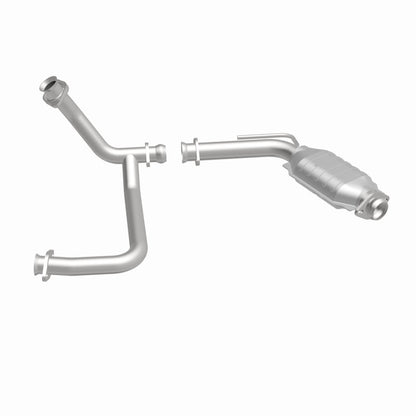 MagnaFlow Standard Grade Federal / EPA Compliant Direct-Fit Catalytic Converter 93360 360 Degree Image Set