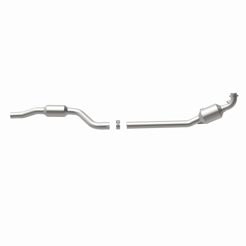 MagnaFlow Mercedes-Benz GLK350 OEM Grade Federal / EPA Compliant Direct-Fit Catalytic Converter 21-440 360 Degree Image Set