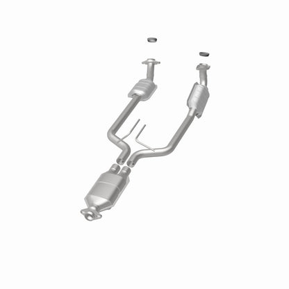 MagnaFlow Standard Grade Federal / EPA Compliant Direct-Fit Catalytic Converter 23351 360 Degree Image Set