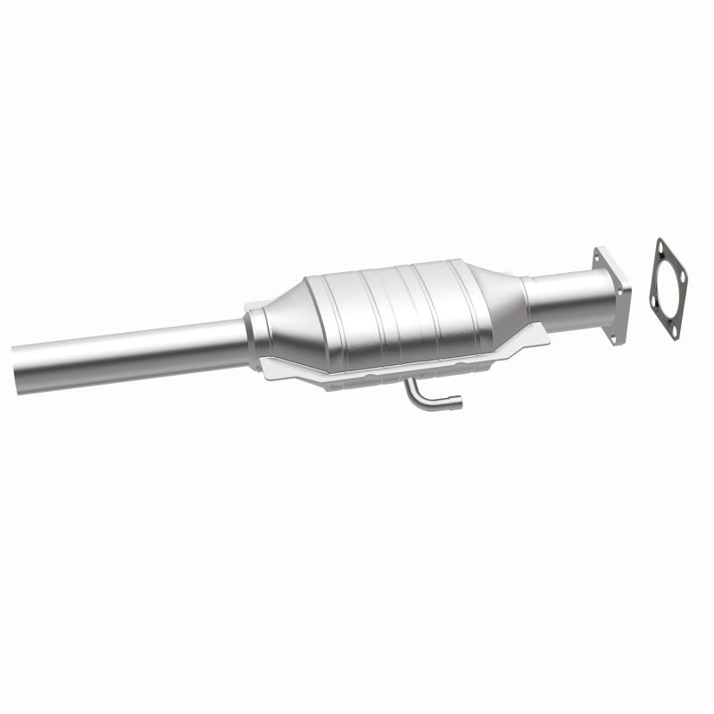 MagnaFlow Jeep Standard Grade Federal / EPA Compliant Direct-Fit Catalytic Converter 23224 360 Degree Image Set