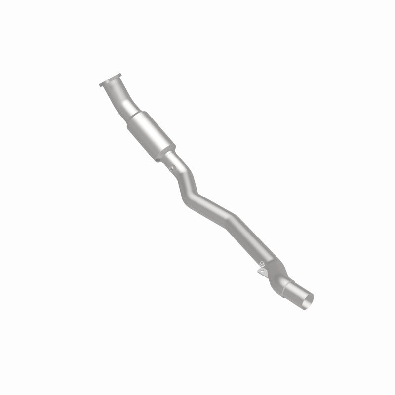 MagnaFlow OEM Grade Federal / EPA Compliant Direct-Fit Catalytic Converter 21-539 360 Degree Image Set