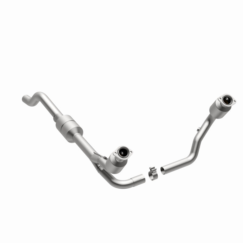 MagnaFlow Dodge Durango OEM Grade Federal / EPA Compliant Direct-Fit Catalytic Converter 51338 360 Degree Image Set