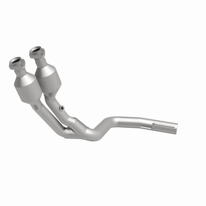 MagnaFlow Jeep Cherokee HM Grade Federal / EPA Compliant Direct-Fit Catalytic Converter 24997 360 Degree Image Set
