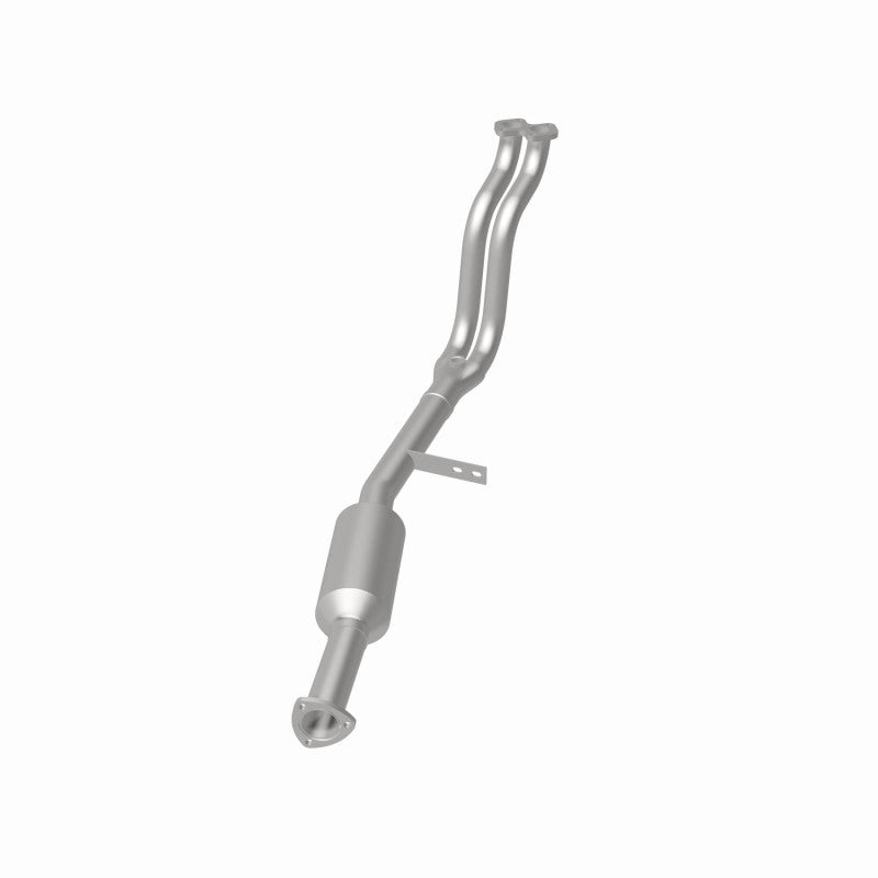 MagnaFlow Alfa Romeo Spider Standard Grade Federal / EPA Compliant Direct-Fit Catalytic Converter 23511 360 Degree Image Set