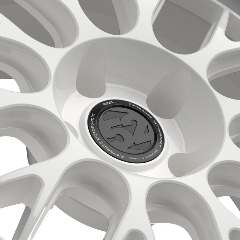 fifteen52 Holeshot RSR 19x9.5 5x114.3 38mm ET 73.1mm Center Bore Rally White RSHRW-99554+38 RSHRW-99554+38 User 1