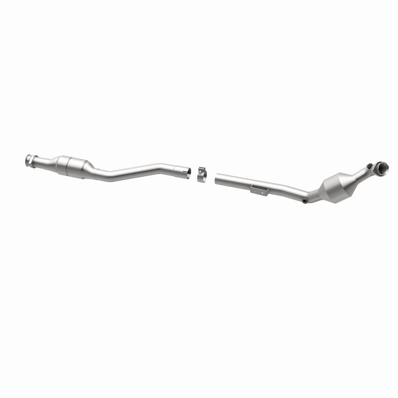 MagnaFlow Mercedes-Benz E430 OEM Grade Federal / EPA Compliant Direct-Fit Catalytic Converter 51628 360 Degree Image Set