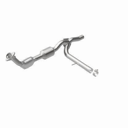 MagnaFlow Ford F-150 OEM Grade Federal / EPA Compliant Direct-Fit Catalytic Converter 52450 360 Degree Image Set