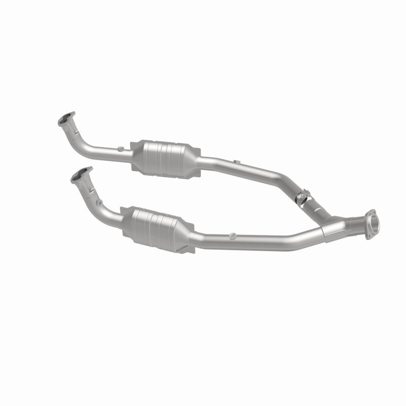MagnaFlow Land Rover Discovery HM Grade Federal / EPA Compliant Direct-Fit Catalytic Converter 93689 360 Degree Image Set