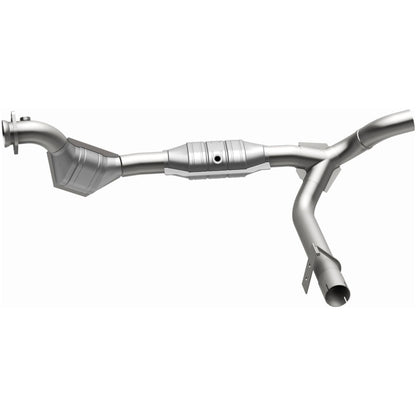 MagnaFlow Ford OEM Grade Federal / EPA Compliant Direct-Fit Catalytic Converter 51839 Photo - out of package