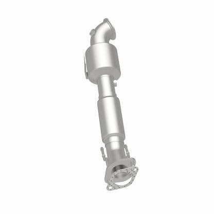 MagnaFlow Ford Focus OEM Grade Federal / EPA Compliant Direct-Fit Catalytic Converter 51633 360 Degree Image Set