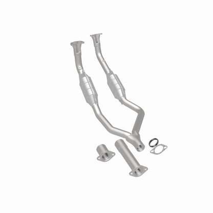 MagnaFlow Land Rover Range Rover Standard Grade Federal / EPA Compliant Direct-Fit Catalytic Converter 23821 360 Degree Image Set
