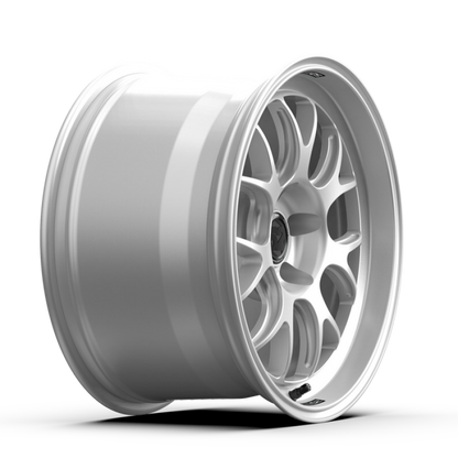 fifteen52 Apex RSR 18x10.5 5x120 25mm ET 72.56mm Center Bore Radiant Silver RSARS-80552+25 RSARS-80552+25 User 1