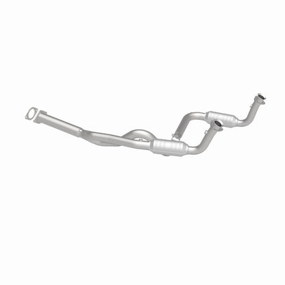 MagnaFlow HM Grade Federal / EPA Compliant Direct-Fit Catalytic Converter 23073 360 Degree Image Set