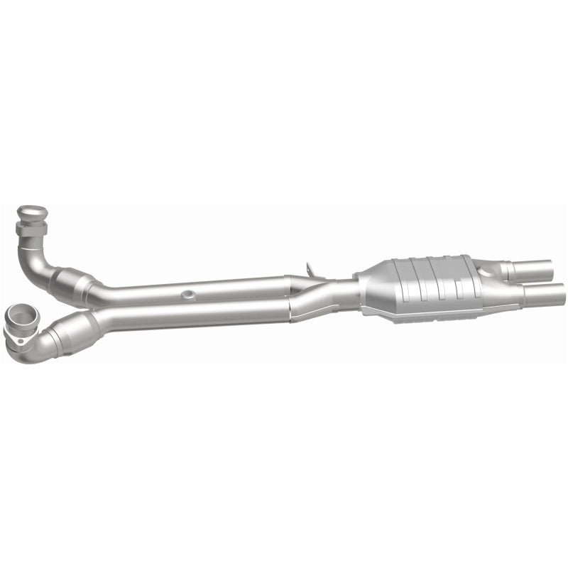 MagnaFlow Alfa Romeo Standard Grade Federal / EPA Compliant Direct-Fit Catalytic Converter 23097 Photo - out of package