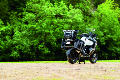 Kuryakyn Torke 7L Dry Tank Bag 5172 5172 User 3