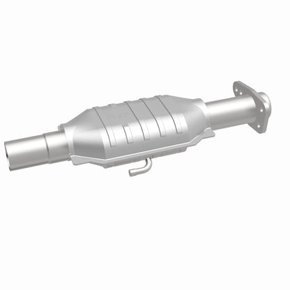 MagnaFlow Standard Grade Federal / EPA Compliant Direct-Fit Catalytic Converter 23447 360 Degree Image Set