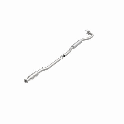 MagnaFlow Mitsubishi Outlander OEM Grade Federal / EPA Compliant Direct-Fit Catalytic Converter 51539 360 Degree Image Set