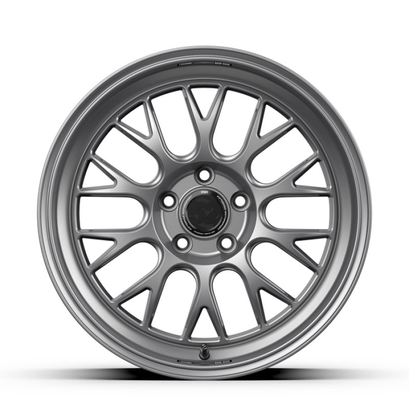 fifteen52 Holeshot RSR 18x9.5 5x114.3 38mm ET 73.1mm Center Bore Matte Titanium RSHMT-89554+38 RSHMT-89554+38 User 1