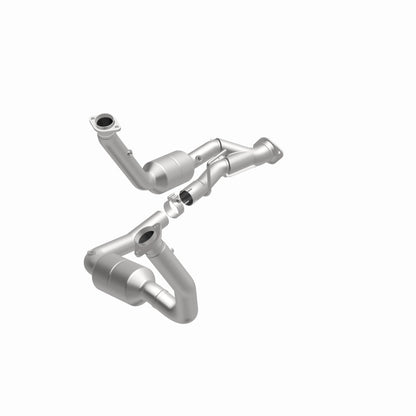 MagnaFlow Jeep OEM Grade Federal / EPA Compliant Direct-Fit Catalytic Converter 49709 360 Degree Image Set