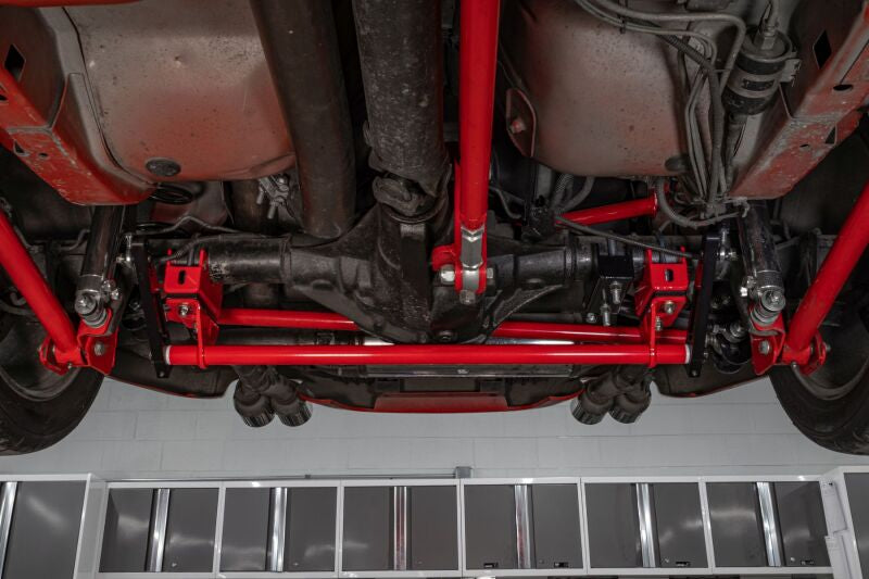 UMI Performance UMI 82-02 GM F-Body Rear Sway Bar - Splined 2147-R 2147-R Photo - Mounted
