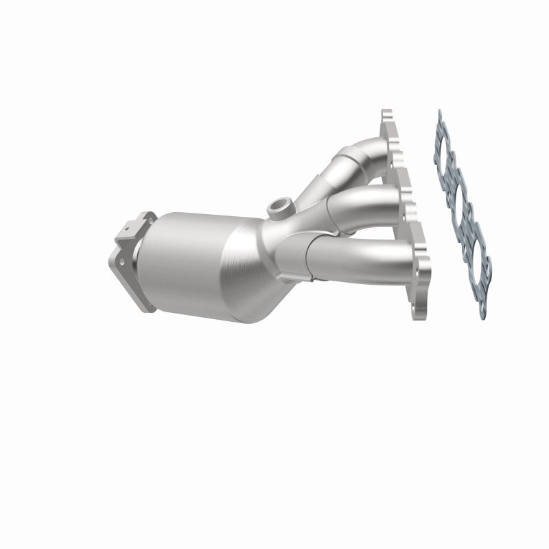 MagnaFlow Volvo XC90 OEM Grade Federal / EPA Compliant Manifold Catalytic Converter 52131 360 Degree Image Set