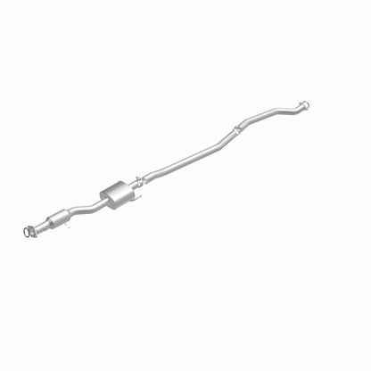 MagnaFlow Mazda CX-9 OEM Grade Federal / EPA Compliant Direct-Fit Catalytic Converter 21-335 360 Degree Image Set