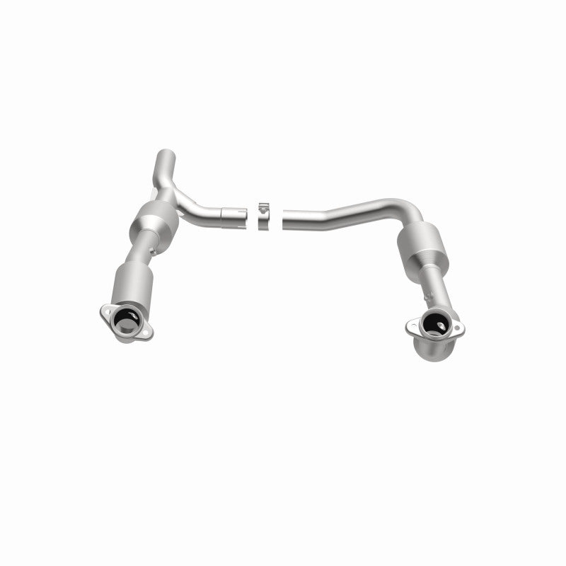 MagnaFlow Ford California Grade CARB Compliant Direct-Fit Catalytic Converter 5481640 360 Degree Image Set