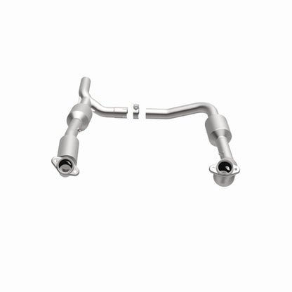 MagnaFlow Ford California Grade CARB Compliant Direct-Fit Catalytic Converter 5481640 360 Degree Image Set