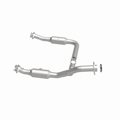MagnaFlow California Grade CARB Compliant Direct-Fit Catalytic Converter 5451672 360 Degree Image Set