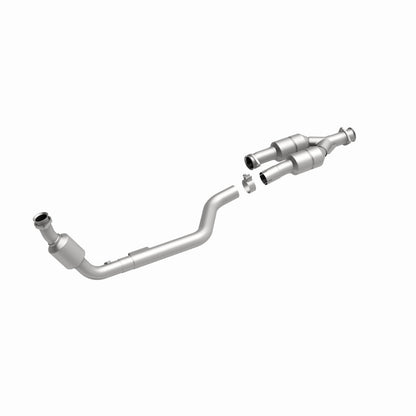 MagnaFlow OEM Grade Federal / EPA Compliant Direct-Fit Catalytic Converter 49835 360 Degree Image Set
