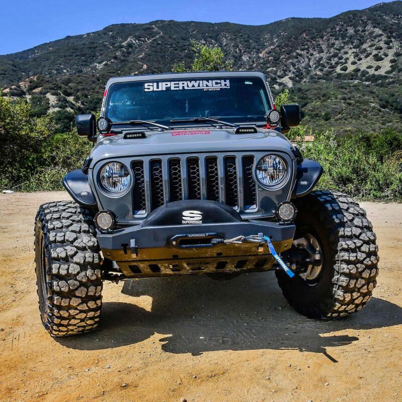 Superwinch Winch Cover for Sx 10000/12000/Talon 9.5 Integrated Winches - Blk Neoprene 1571 1571 Photo - lifestyle view