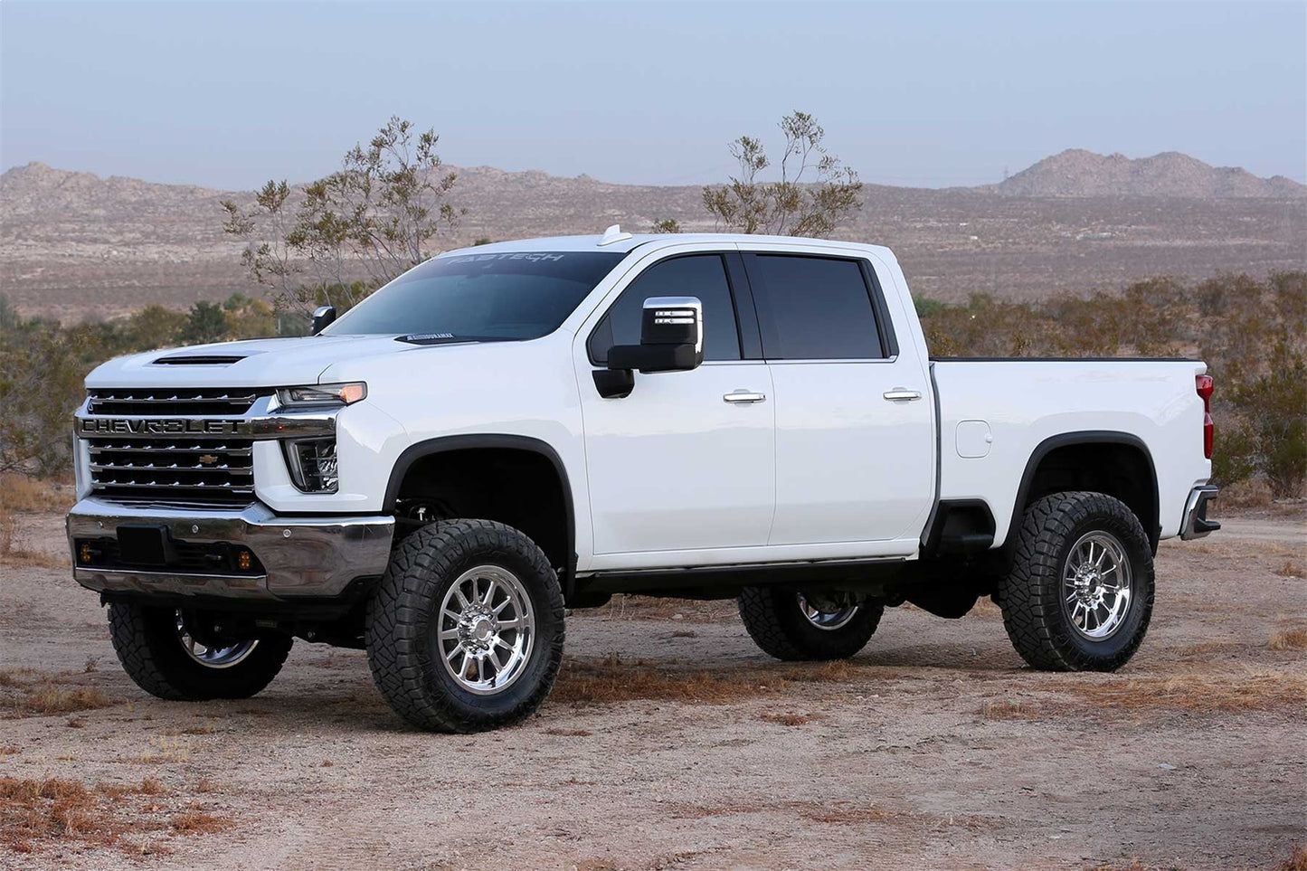 Fabtech 2020 GM 3500HD 4WD 6in Lift System w/Stealth Shocks K1161M