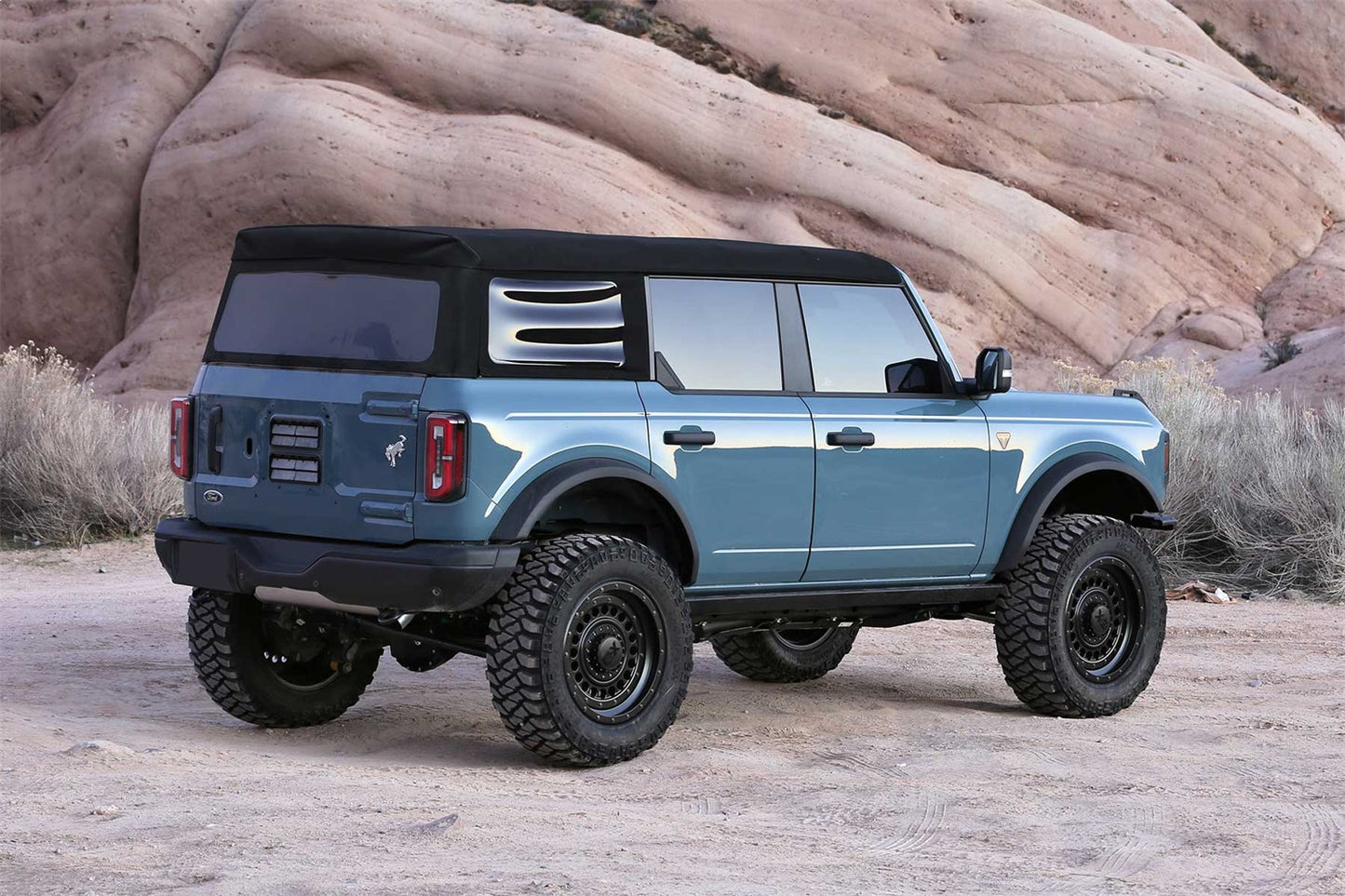 Fabtech 21 Ford Bronco Bilstein 3in UCA Kit w/Uniballs & Shock Spacers K2383