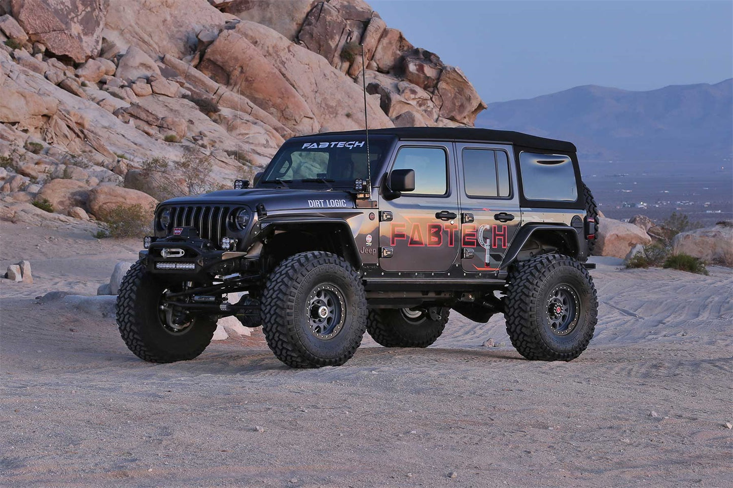 Fabtech 18-20 Jeep JL 4-Door 5in Crawler C/O w/Dlss 2.5 C/O Resi & Rr Dlss Resi K4149DL